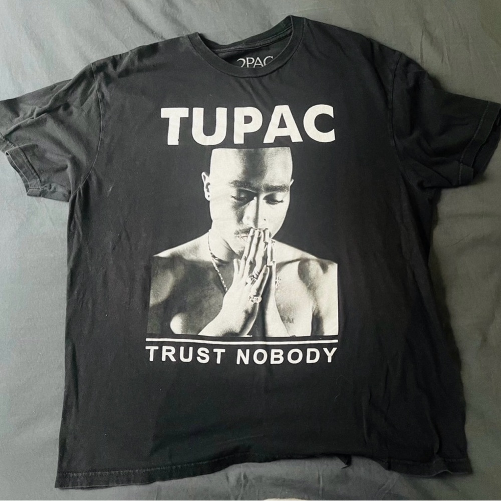 Tupac Graphic Tee